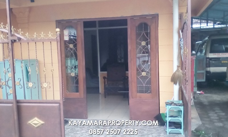 010 pintu rumah